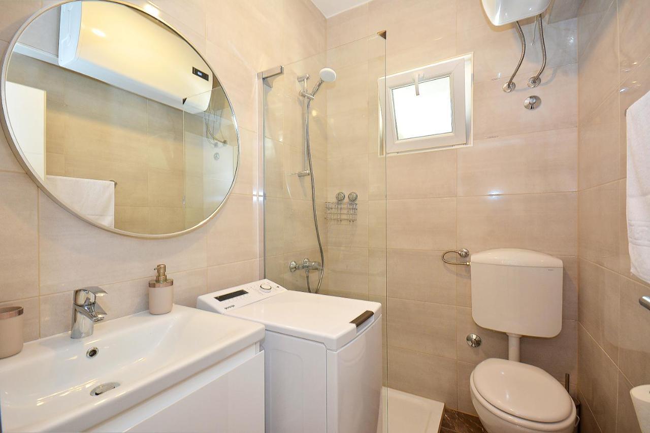 Apartment 'Mimo' In Milna - Hvar Eksteriør billede