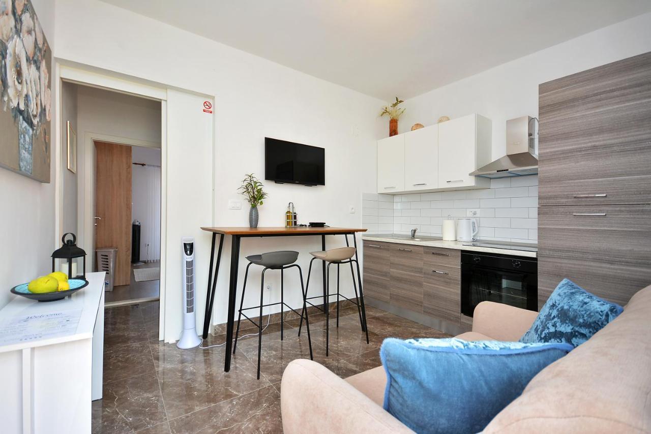 Apartment 'Mimo' In Milna - Hvar Eksteriør billede